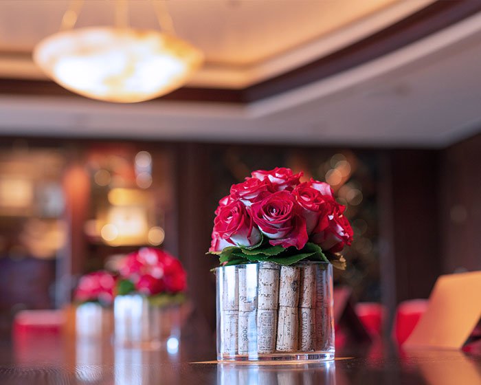 Crystal Cruises - Crystal Serenity - The Vintage Room 1.jpg
